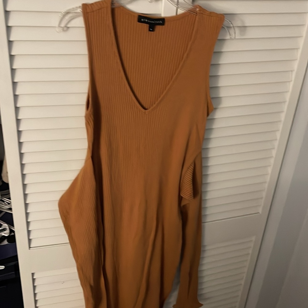 Tie-Waist Ribbed Dress - Picture 3 of 4